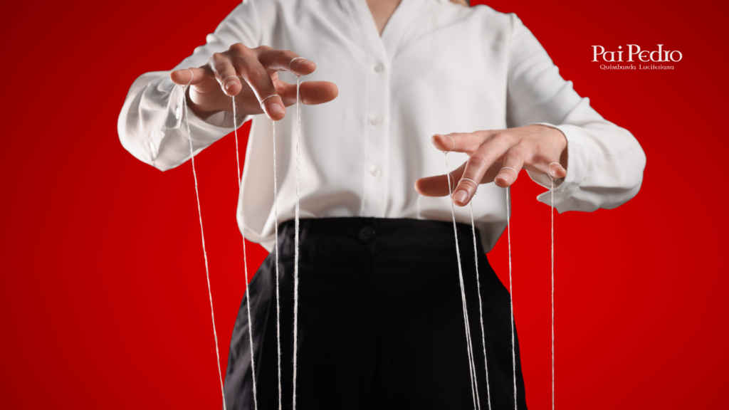 Mulher refletindo com expressão pensativa, apontando para um símbolo de interrogação sobre fundo vermelho. A imagem sugere questionamento e reflexão sobre o tema: fazer o ficante se apaixonar é manipulação ou não?